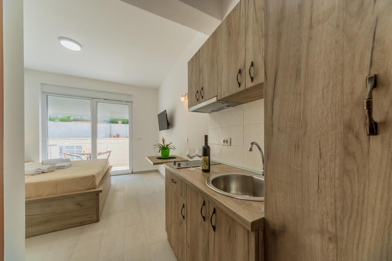 Grejm Lux Family Apartments Petrovac Exteriér fotografie