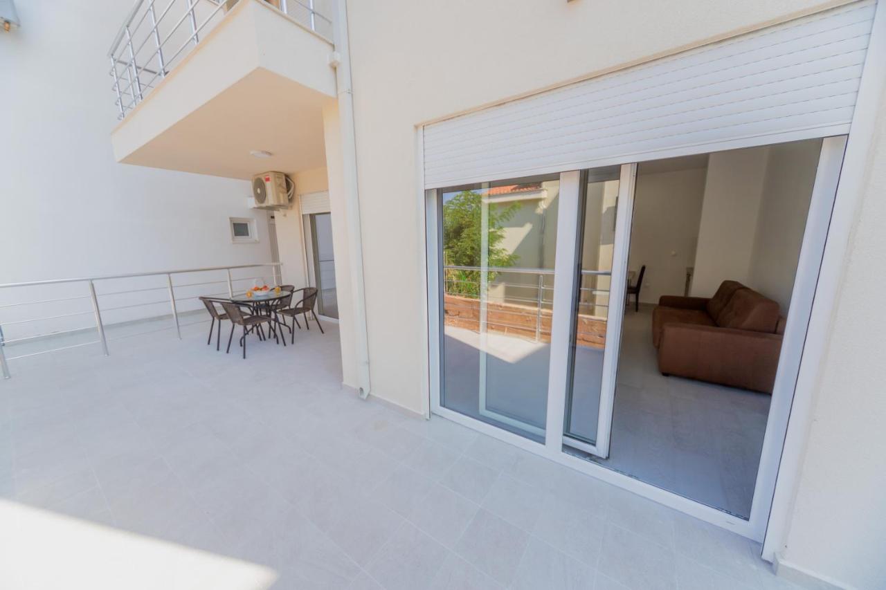 Grejm Lux Family Apartments Petrovac Exteriér fotografie