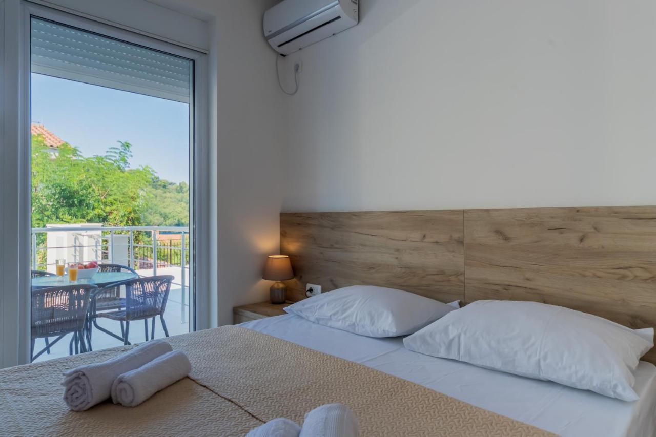 Grejm Lux Family Apartments Petrovac Exteriér fotografie