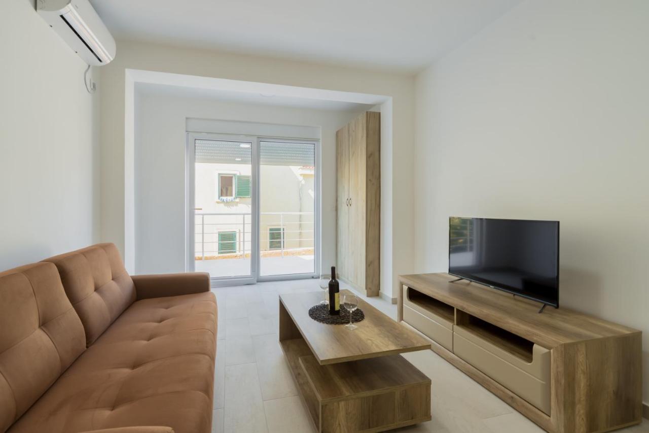 Grejm Lux Family Apartments Petrovac Exteriér fotografie