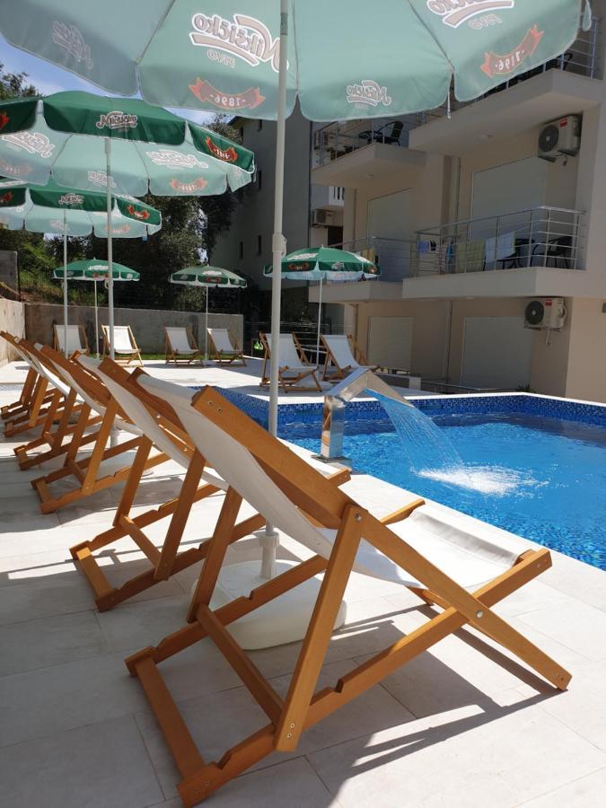 Grejm Lux Family Apartments Petrovac Exteriér fotografie